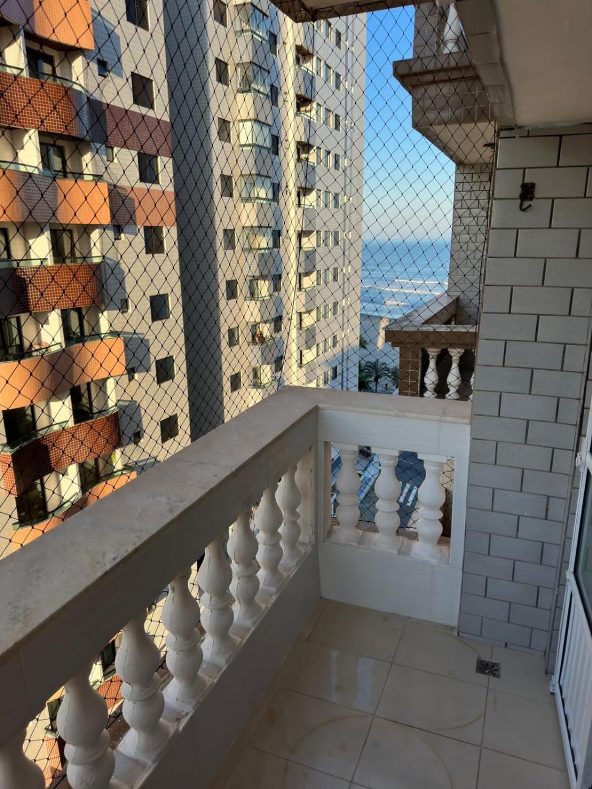 Apartamento Frente Ao Mar Com Varanda E Piscina Praia Grande  Exterior photo